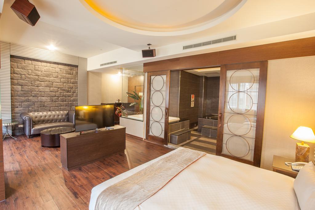 Spring Breeze Hotel Хуалянь Экстерьер фото